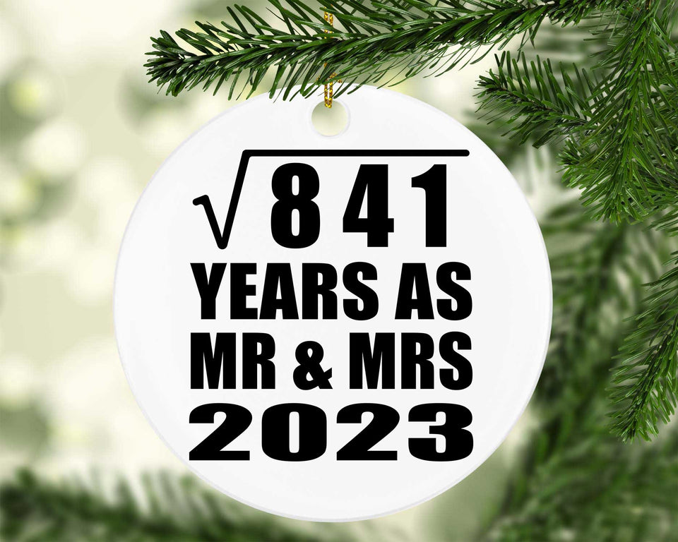 29th Anniversary Square Root of 841 Years As Mr & Mrs 2023 - Circle Ornament
