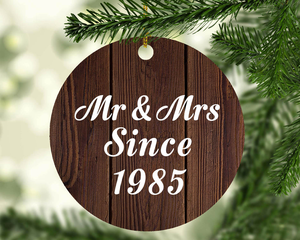 39th Anniversary Mr & Mrs Since 1985 - Circle Ornament D
