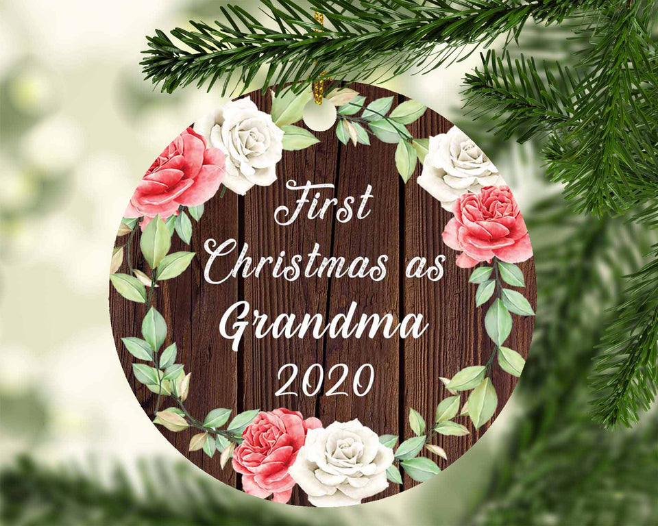 First Christmas As Grandma 2020 - Circle Ornament A