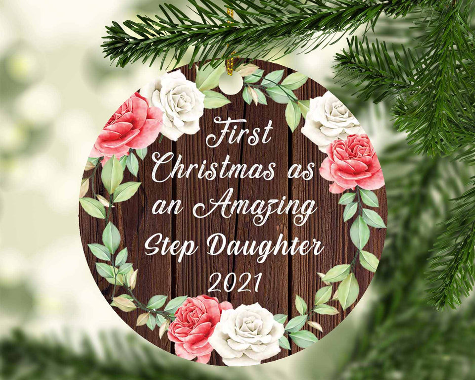 First Christmas As an Amazing Step Daughter 2021 - Circle Ornament A
