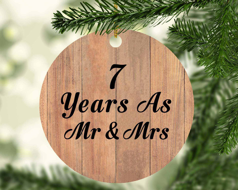 7 Years As Mr & Mrs - Circle Ornament C