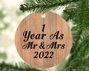 1 Year As Mr & Mrs 2022 - Circle Ornament C