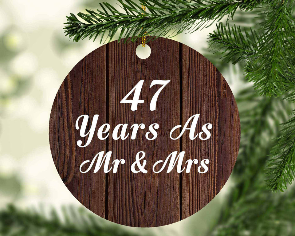 47th Anniversary 47 Years As Mr & Mrs - Circle Ornament D