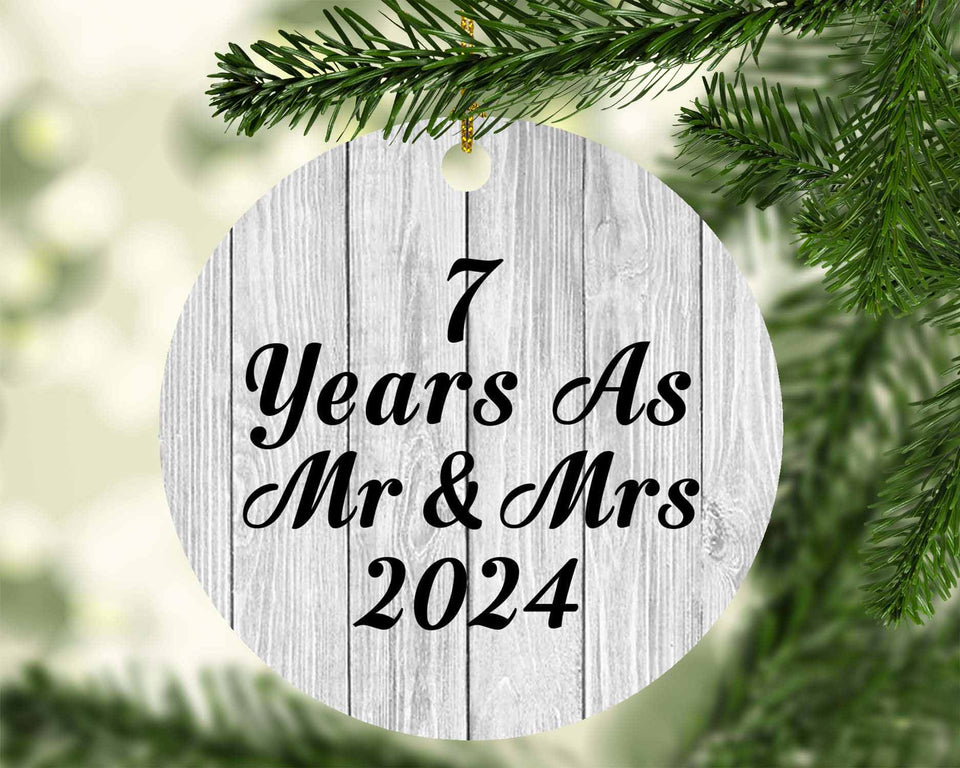 7th Anniversary 7 Years As Mr & Mrs 2024 - Circle Ornament F