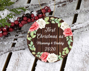 First Christmas As Mommy & Daddy 2020 - Circle Ornament A