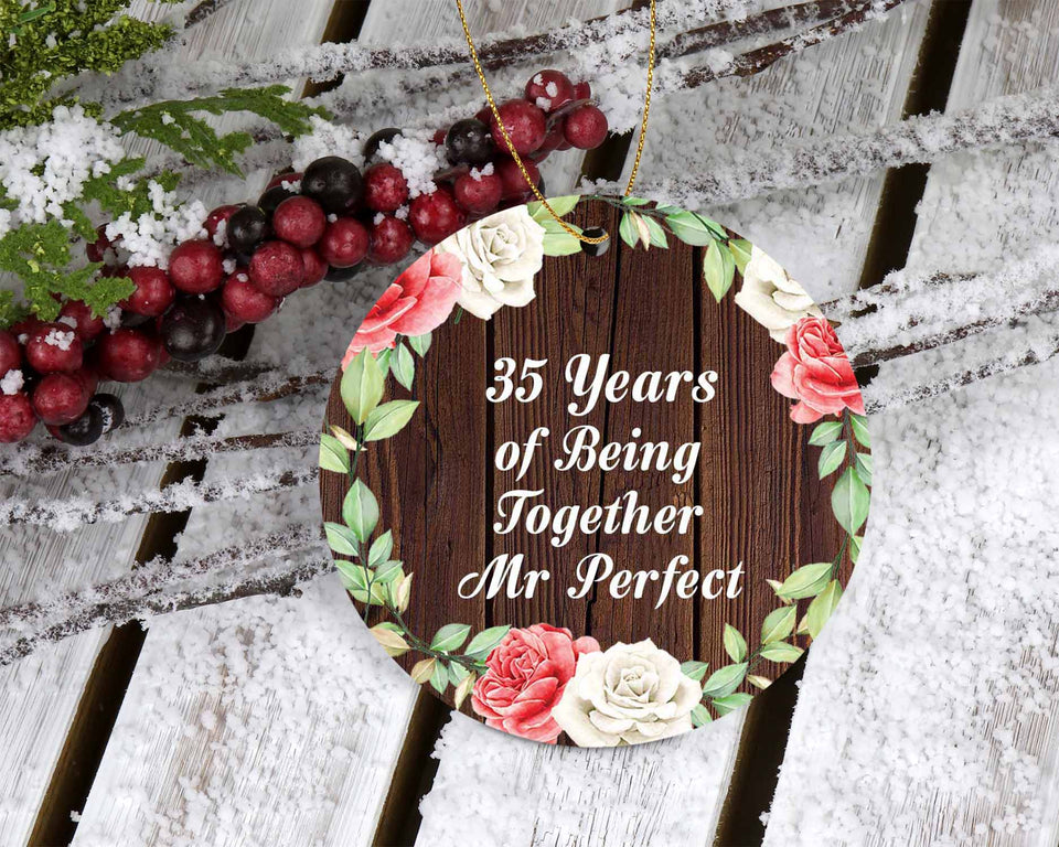 35th Anniversary 35 Years Of Being Mr Perfect - Circle Ornament A