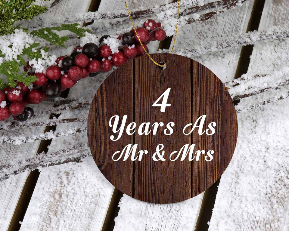 4th Anniversary 4 Years As Mr & Mrs - Circle Ornament D