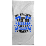 The Smallest Hands Make The Biggest Mark On Grandpa's Heart - Hand Towel