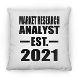 Market Research Analyst Established EST. 2021 - Throw Pillow