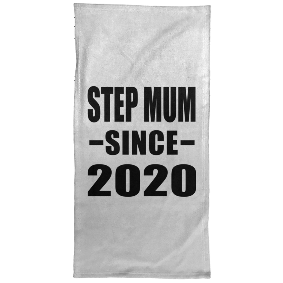 Step Mum Since 2020 - Hand Towel
