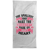 The Smallest Hands Make The Biggest Mark On Mom's Heart - Hand Towel
