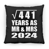 21st Anniversary Square Root of 441 Years As Mr & Mrs 2024 - Throw Pillow Black
