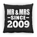 15th Anniversary Mr & Mrs Since 2009 - Throw Pillow Black